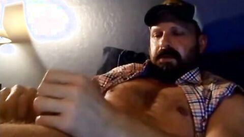 Bearded Muscle Daddy Jerks Off in Truck