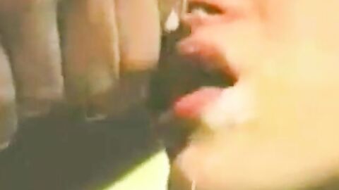 Pretty Boys Kissing and Cum Swapping