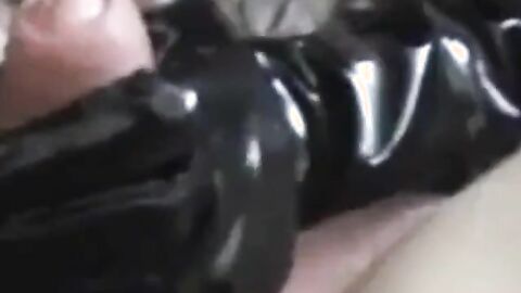 Crossdresser Isabelle Chambers Sucks and Fucks