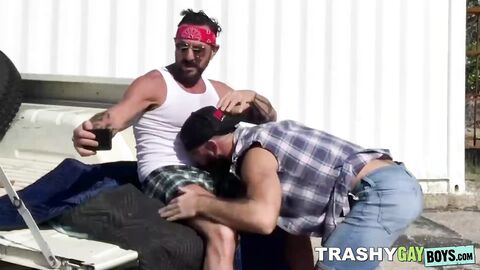 Hot trucker Jake Nicola fucks his colleagues hairy butt hole instead of working