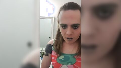 Crossdresser Twink's Full Introduction