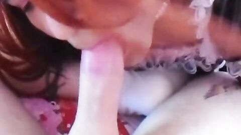 Sissy Cock-Sucker: Amateur Blowjob by Crossdresser