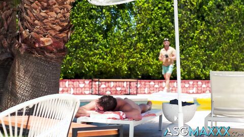 Hot photographer Nico Coopa destroys his wild guest Kyle Fetcher