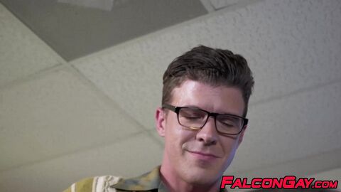 Hunky JJ Knight anal breeds his cute colleague Fane Roberts