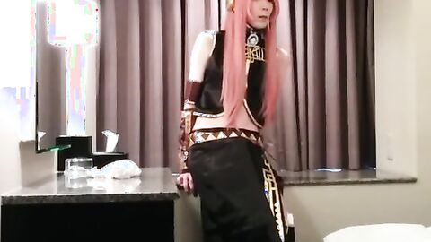Asian Crossdresser Cums Cosplaying
