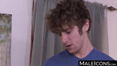 Butt praite Brandon Wilde loots Calvin Banks goods