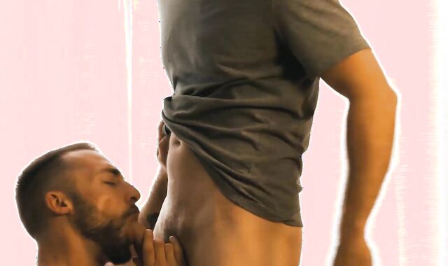 Passionate rimming and ass pounding by hottie Gabriel Clark and inked Jeremy London