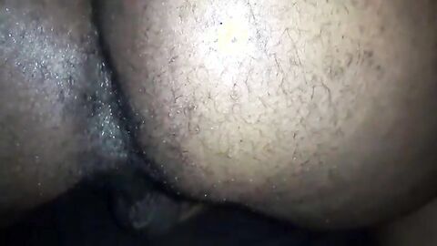 Black Amateur Takes Big Cock Bareback
