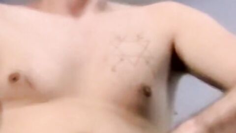 Hardcore bareback and cumshot with young gay amateurs