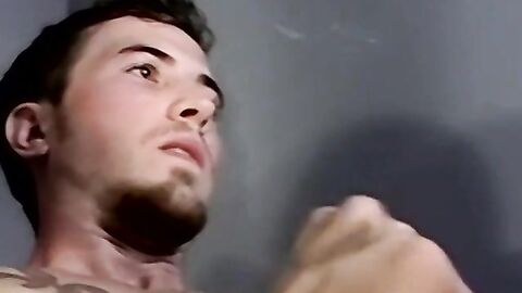 Hardcore bareback and cumshot with young gay amateurs