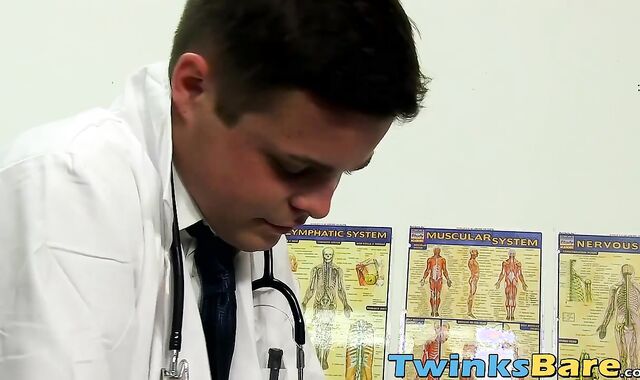 Gay doctor spanks a twink before bare fucking his tight ass
