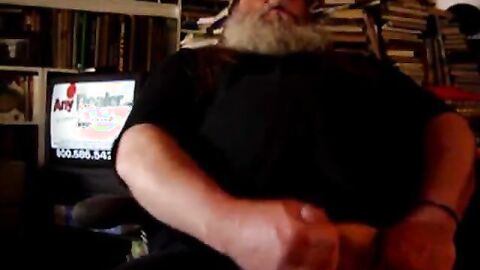 Daddy Bear Jerks Off Solo