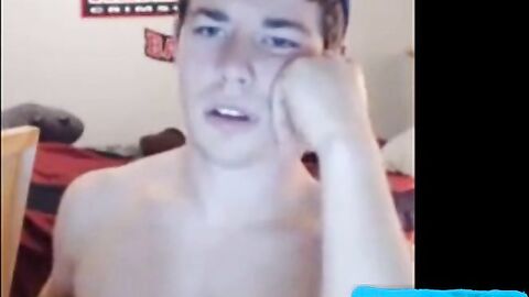 Twink's Delicious Butt on Webcam
