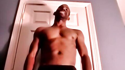 Big cocked black dude sucked by mature cock loving gay