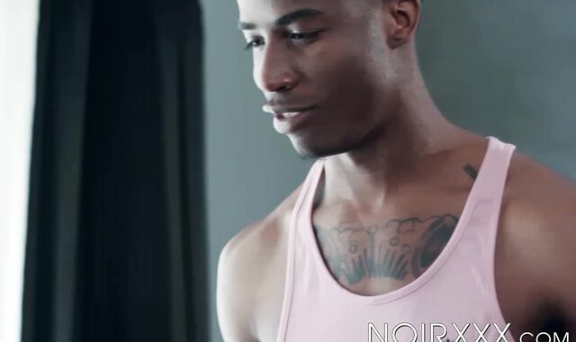 Intruding paparazzi Seth Knight throatfucked intensely by dom Trey Donovan