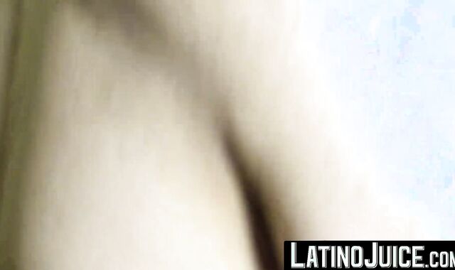 LatinoJuice.com - Nicolas & Jonny - I could not help but scream hard from Nicolas ext