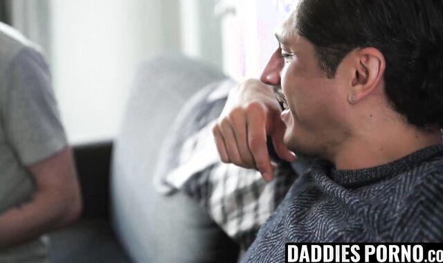 DaddiesPorno.com - Rocky Vallarta & Jordan Lake - Horny twink kneels for stepdaddys e