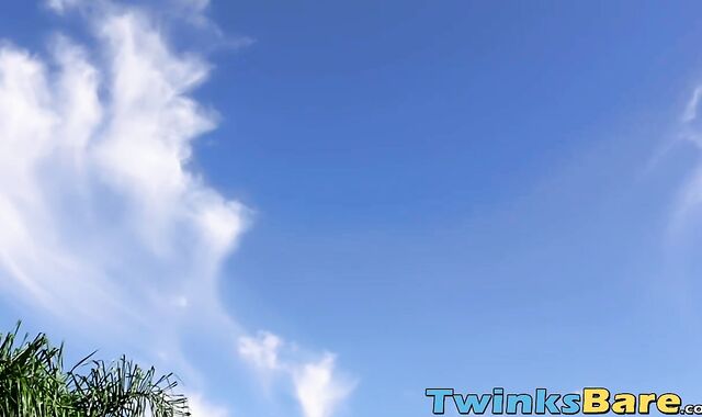 Twinks has his ass sprayed with jizz after barebacking