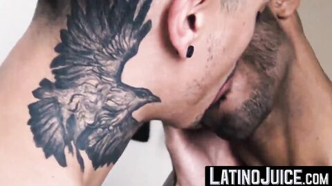 LatinoJuice.com - Will & Kendro - Tattooed dude Kendro inserts his throbbing cock in