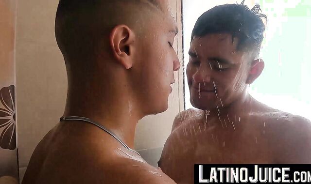 LatinoJuice.com - Brandon Ley & Jaciel O - Seductive latino Brandon Ley wants my giga