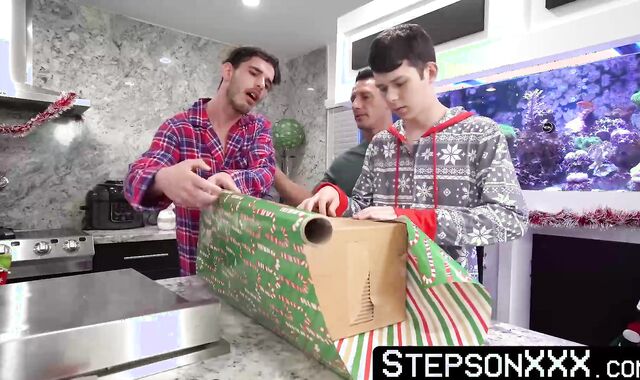 StepsonXXX.com - Dakota Lovell & Jax Thirio & Gabriel Nogueira - Ripped Jax Thirio wo