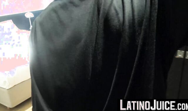 LatinoJuice.com - Emanuel & Princeso - Hot latin boys Emanuel and Princeso engages in