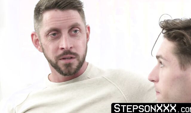 StepsonXXX.com - Johnny Ford & Shae Reynolds - My virgin stepkid Shae Reynolds cant s