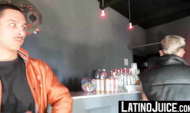 LatinoJuice.com - Cain Gomez & Angel Crush & Axel Yerel & Enrique Mudu - Cute teen An