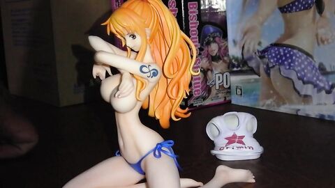 Nami Figure Bukkake on the Beach