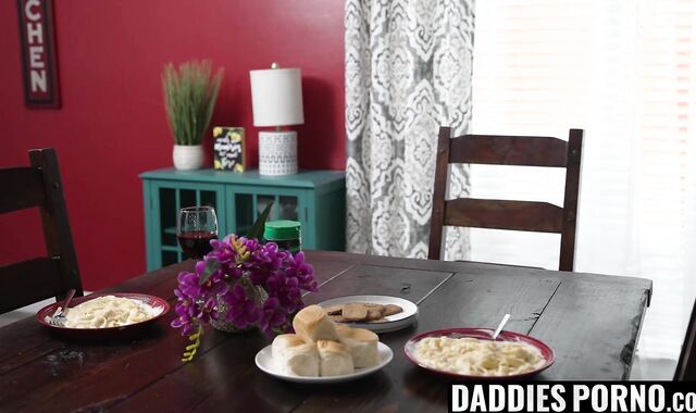 DaddiesPorno.com - Hot Rob Quin succumbs to his beefy stepdads deep fucking in the as