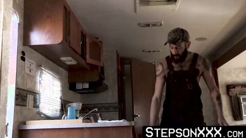 StepsonXXX.com - My bearded stepdad Matt Muck shoves his huge flashlight into my dark