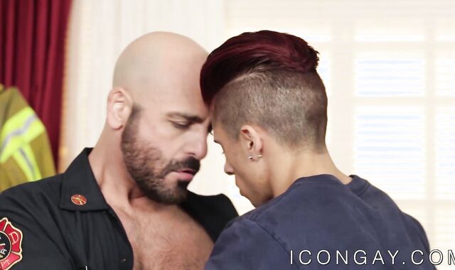 Young latino jock Armond Rizzo analled hard by hunk Adam Russo