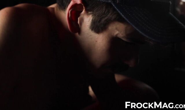 Bottom Tattooed Chub took a hardcore spitroasting with handsome Jonah Wheeler