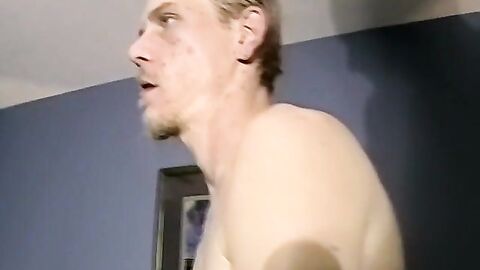 Skinny amateur dude bareback mature black man and cums