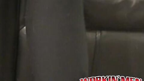 Old amateur jerking off his thick cock in passionate solo