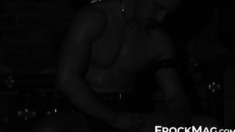 Handsome Sir Leo Rush wanks and strokes his throbbing cock in his solo session