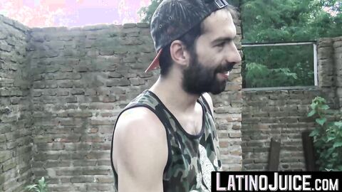 LatinoJuice.com - Kendro and I both shared this wild and intimate oral session with h