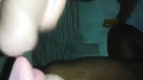 Mamando en la favela con dos latinos amateurs calientes