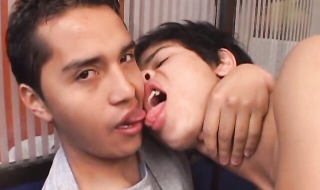 Latino twink drills his lover up the ass hard and deep