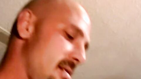 Bald hunky amateur masturbates and cums on mature gays face