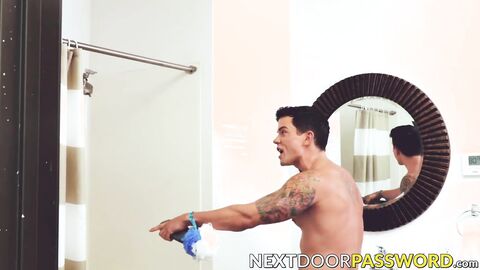 Hunk Dakota Payne cums on the sexy round ass of Jayden Marcos after fucking it hard