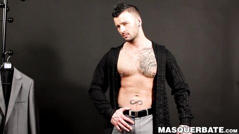 Inked and pierced athlete cums after being deepthroated