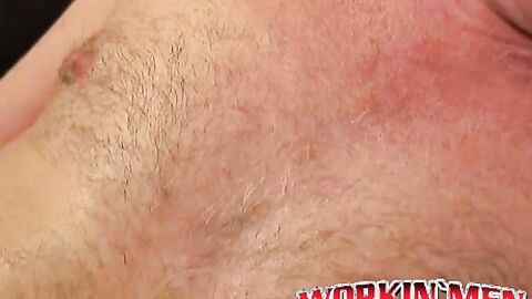Old senior uses huge anal toy to stretch his tight hole solo