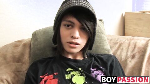 Skinny twink Roxy stuffs dildo and wanks off after interview