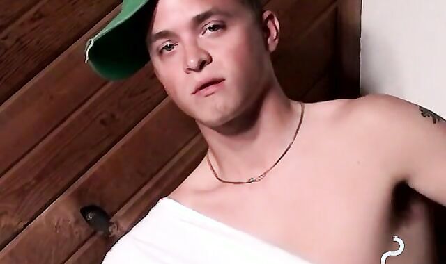 Seductive twinks steamy outdoor mouthfucking sexccapade