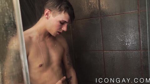 Young homosexual Ian Levine seduced and ass banged lovingly