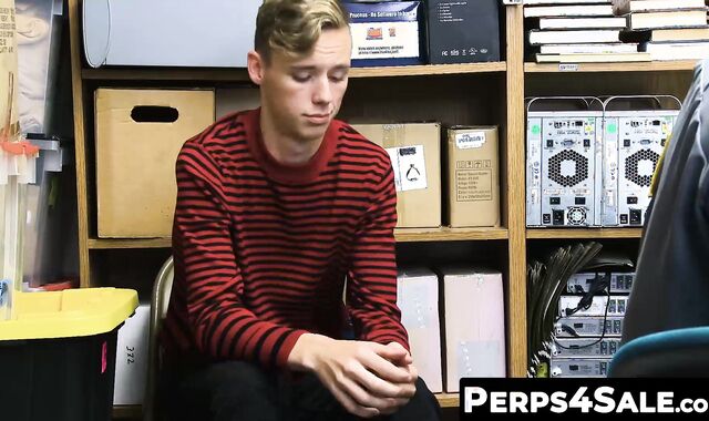 Perps4Sale.com - Slender twink thief seduces Hunk muscle guard for freedom