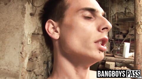 Horny youngsters sucking each other before hardcore drilling