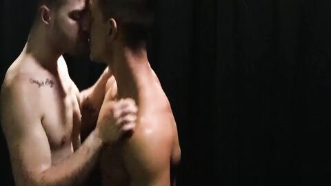 Muscular hunk Jax Thirio bends over as hung twink Tom Bentley breeds his hole