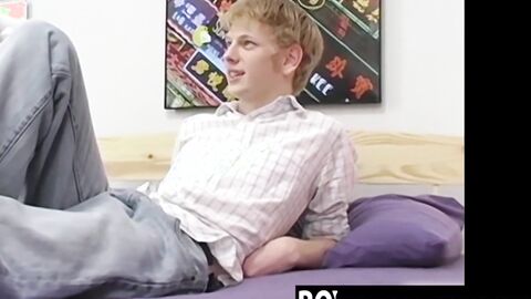 Sky Sylvanus a blonde twink plays his dick and jerks off solo